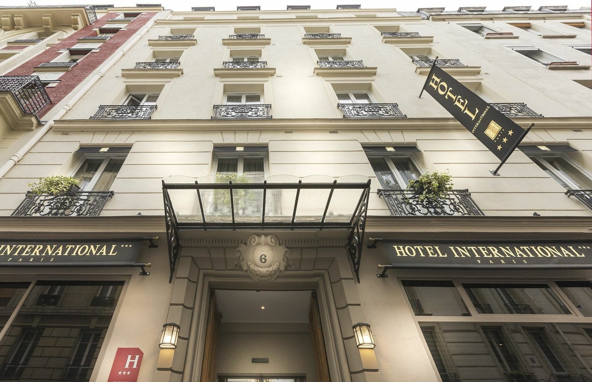 Hotel International Paris Exterior photo
